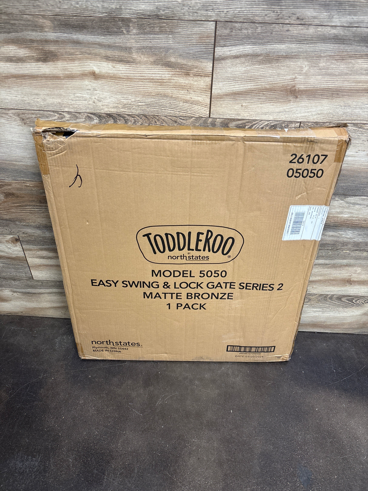 NEW Toddleroo Easy Swing & Lock Gate - Matte Bronze 28.68″ – 47.85″