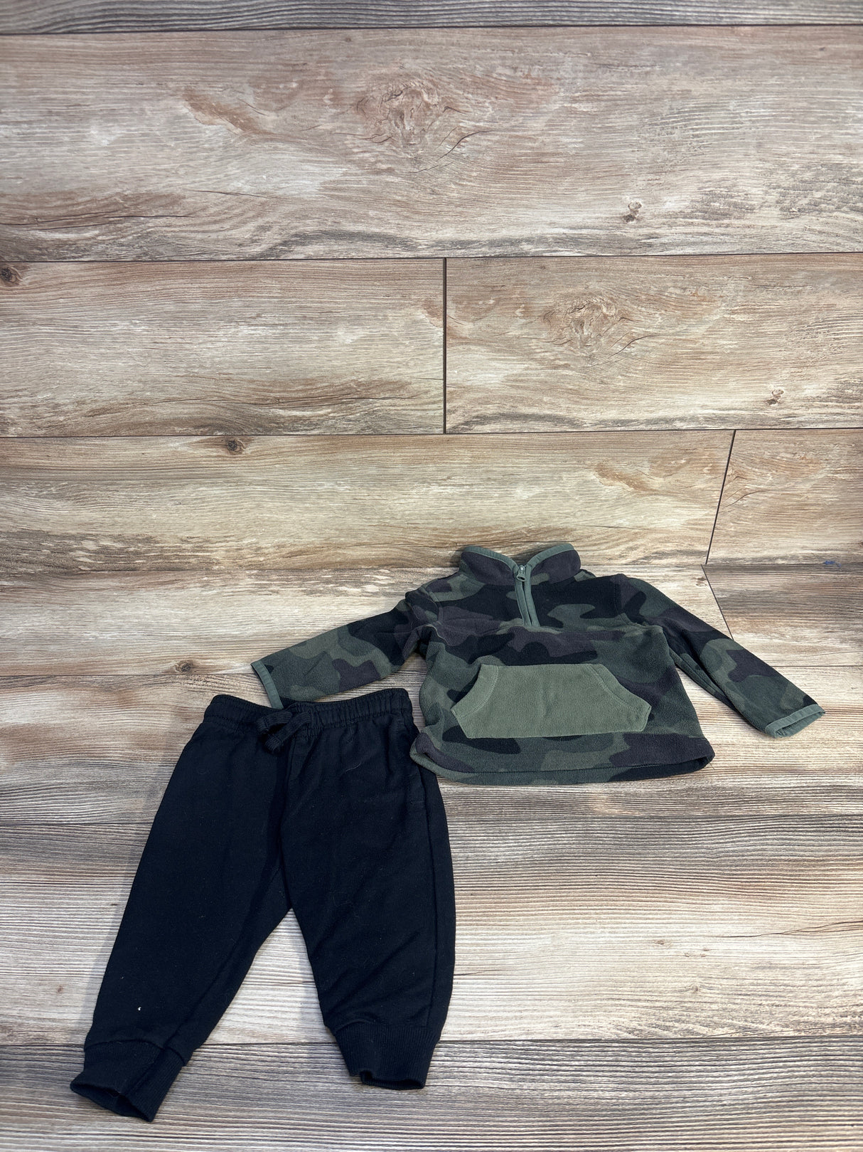 OshKosh 2pc Camo Print Fleece & Jogger Set Green sz 12m