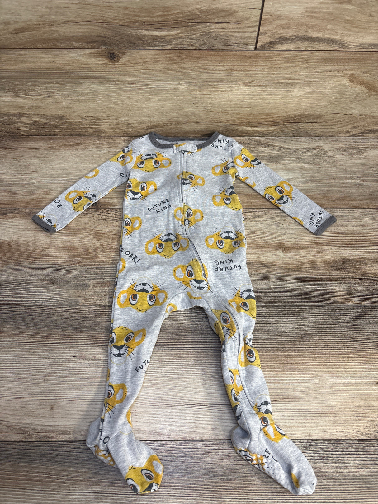 Disney Baby Lion King Simba Sleeper Grey sz 12m