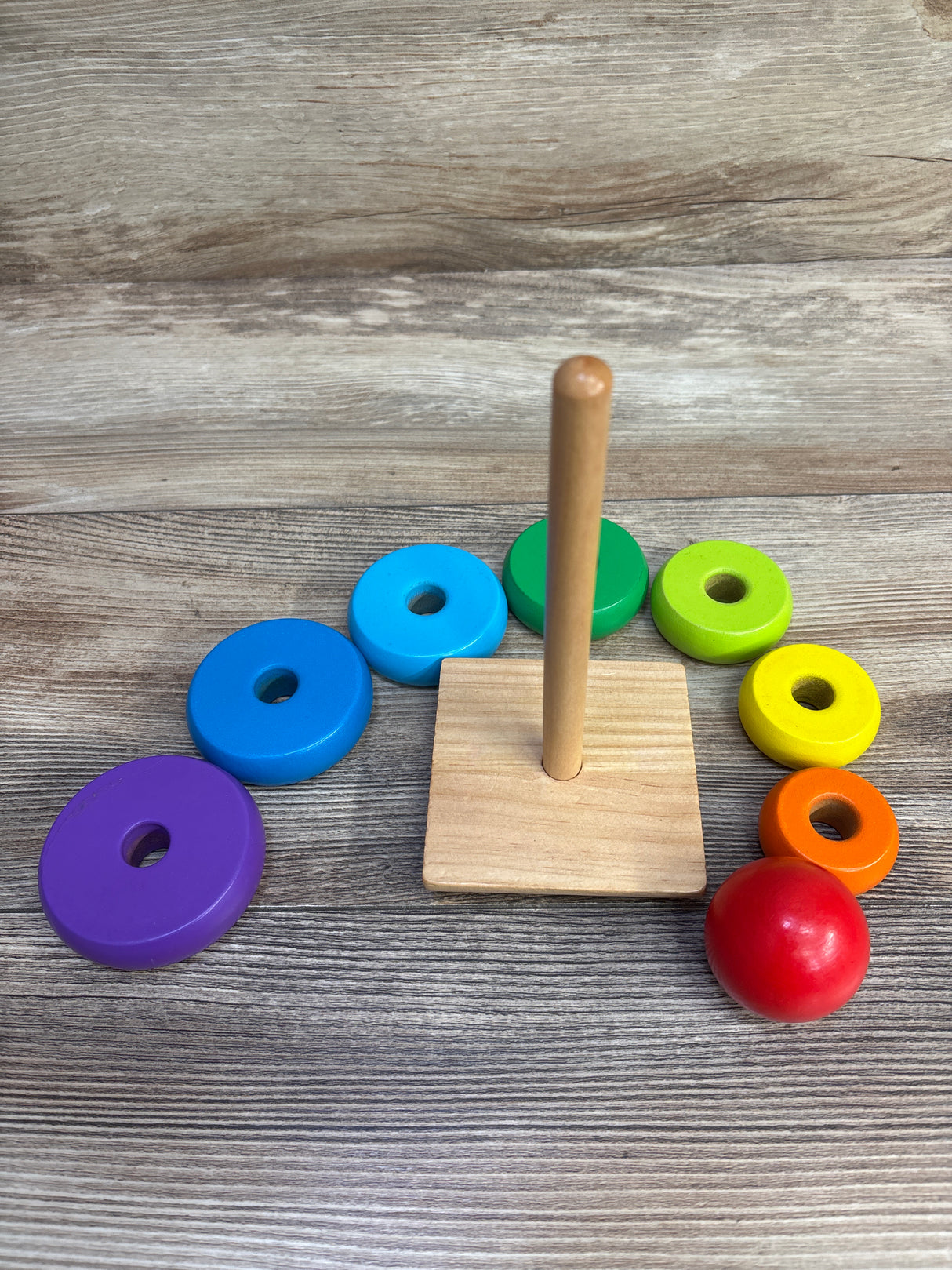 Melissa & Doug Wooden Rainbow Stacker 18m+