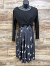 Liu & Qu maternity long sleeve nursing dress with black top and floral skirt on mannequin