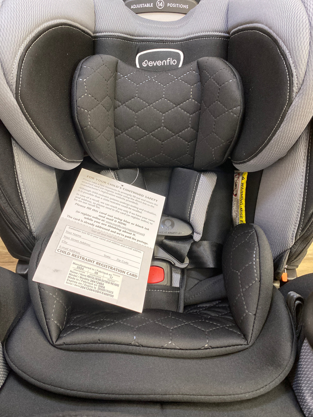 NEW Evenflo Revolve 360 Extend All-in-One Rotating Convertible Car Seat in Revere 4-120lbs