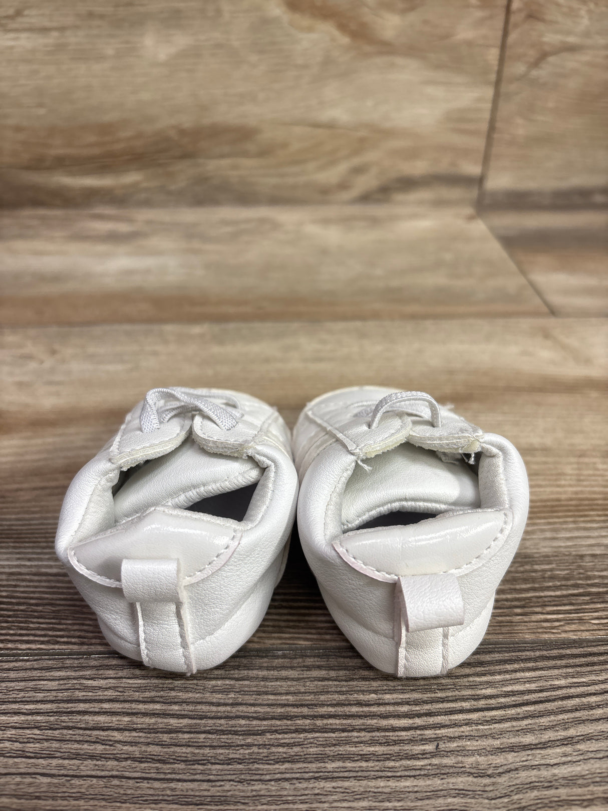 KIDSUN Anti-Slip Soft Sole Sneakers White sz 1c