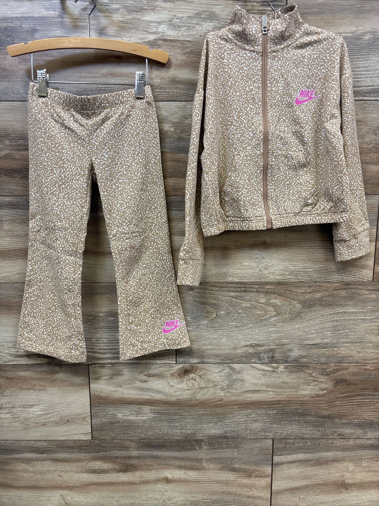 Nike 2pc Full Zip & Legging Set Taupe sz 3-4T