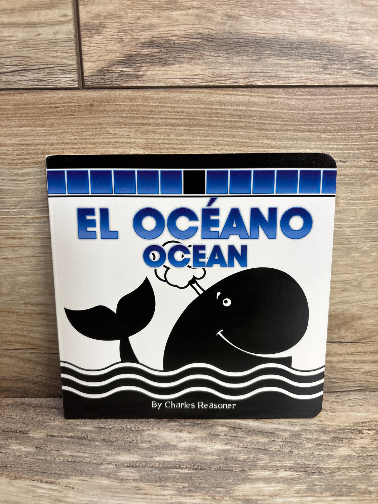 El Oceano / Ocean Contrast Board Book