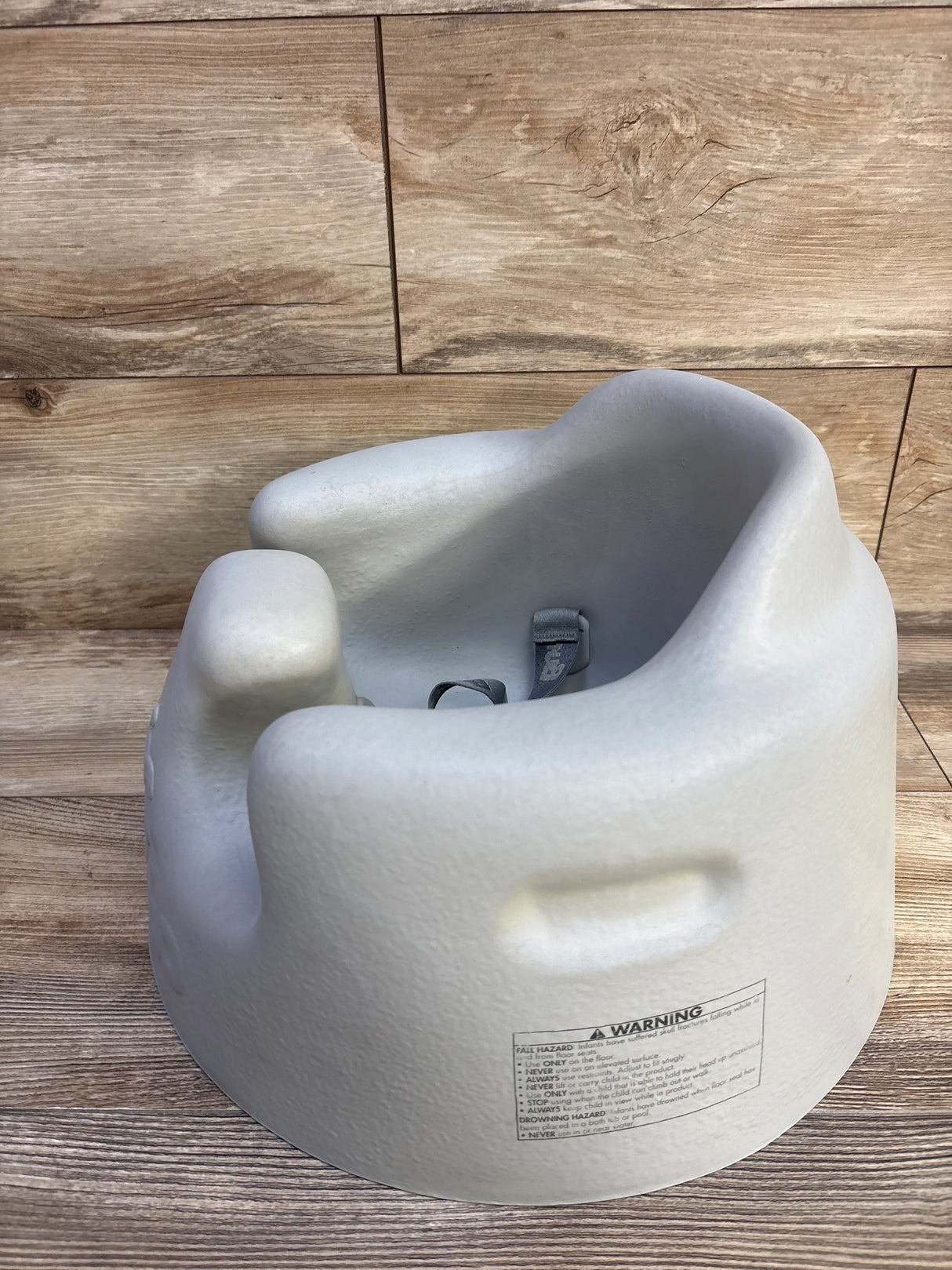 Bumbo Floor Seat in Grey