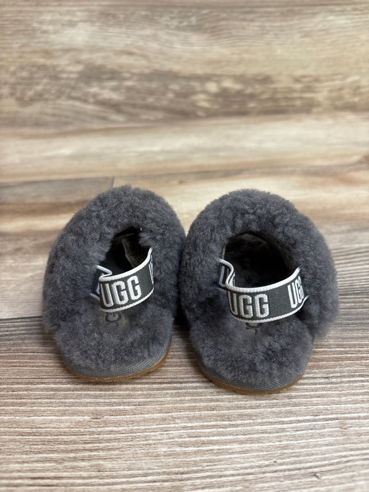 UGG Fluff Yeah Slides Grey sz 2c/3c