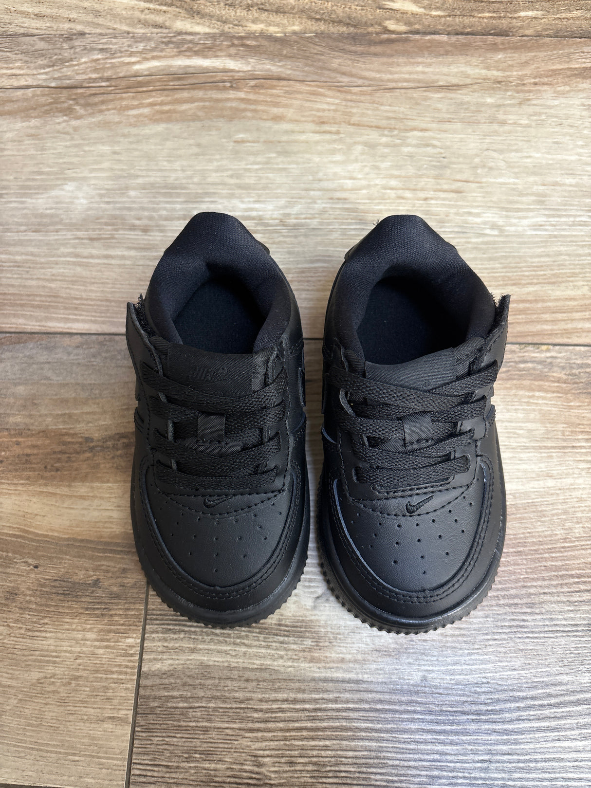 Nike Force 1 Low EasyOn TD 'Triple Black' Sneakers sz 6c