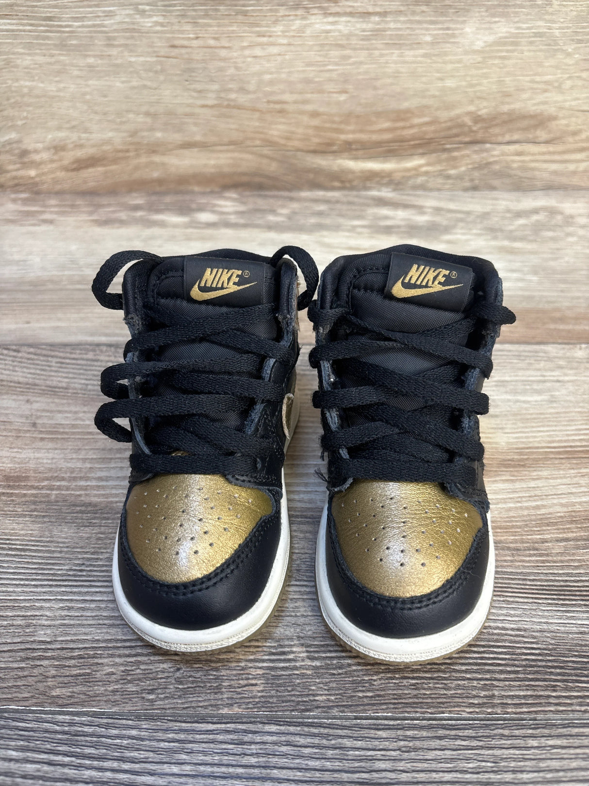 Air Jordan 1 Retro High OG TD 'Black Gold' Sneakers sz 6c