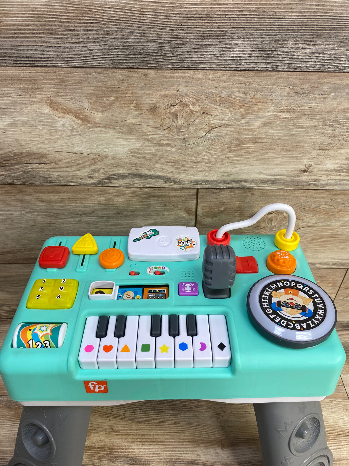 Fisher Price Mix & Learn DJ Table