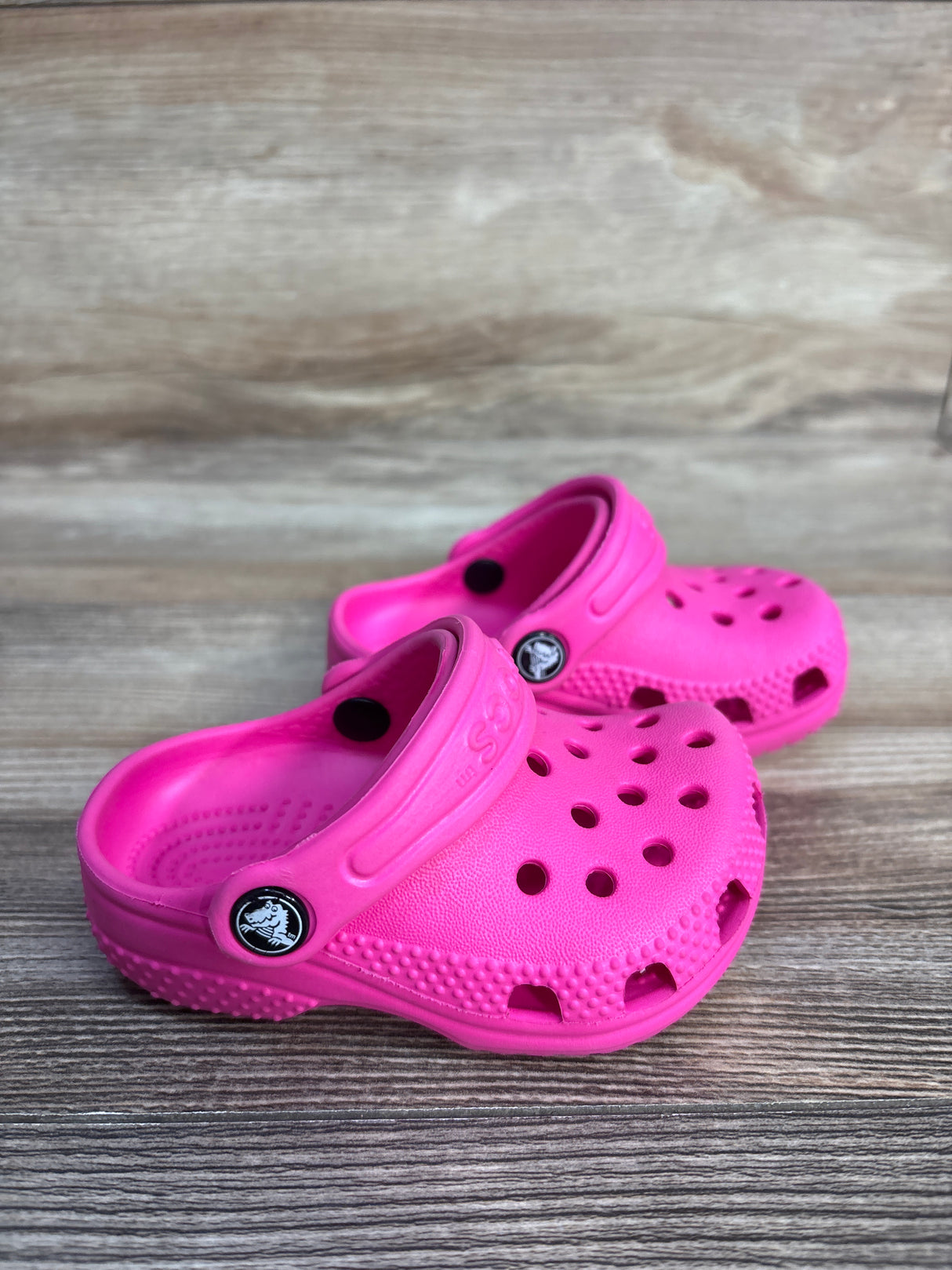 Crocs Classic Clogs Pink sz 2c/3c