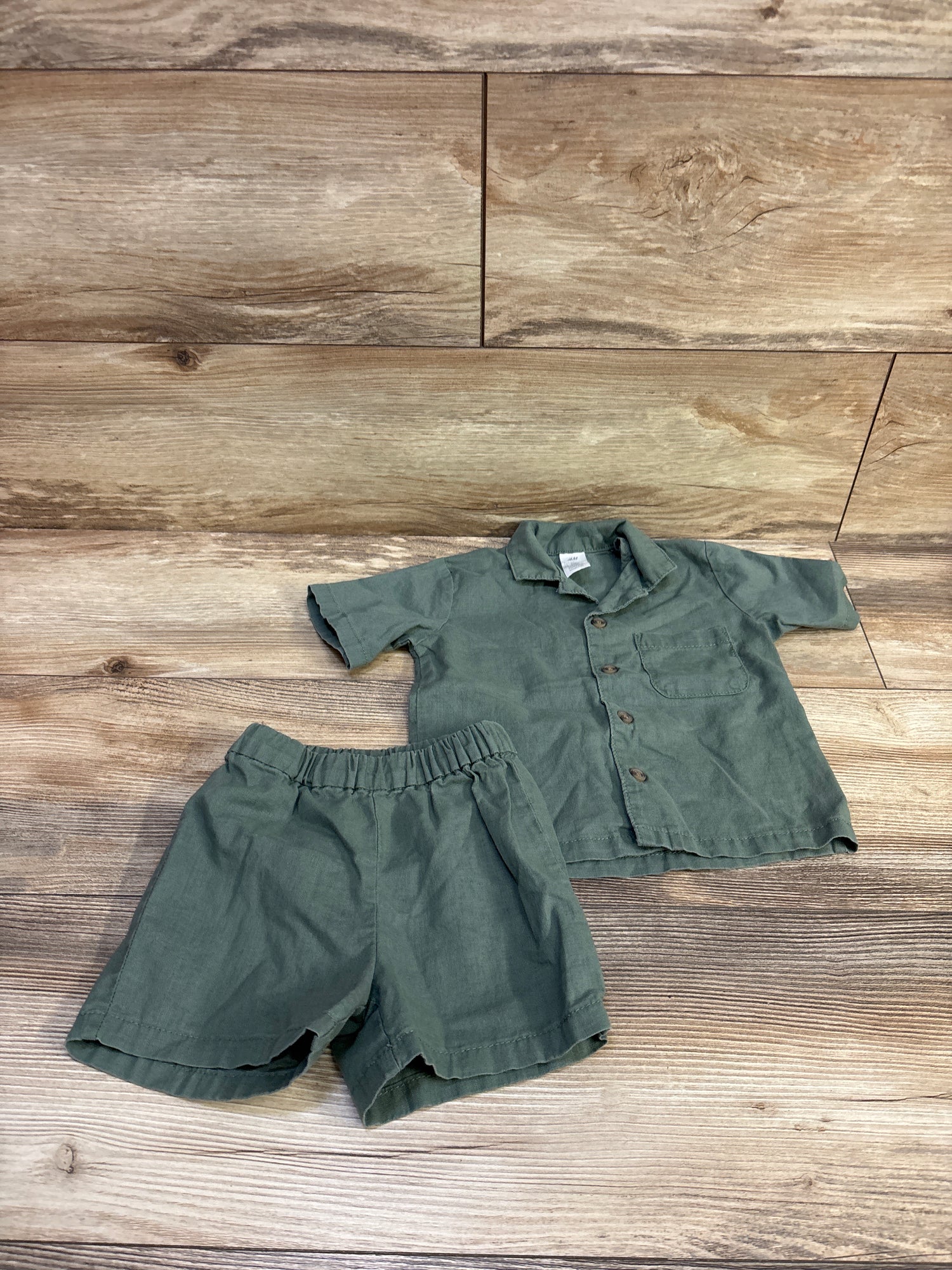 H&M 2pc Button Up Shirt & Shorts Set Green sz 12m