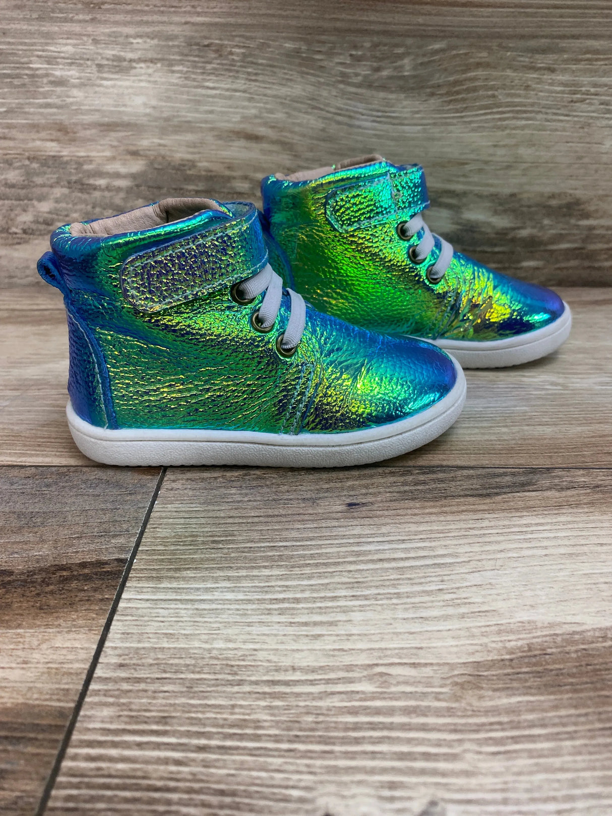 Monkey Feet USA Iridescent High Top Sneakers Sz 4c