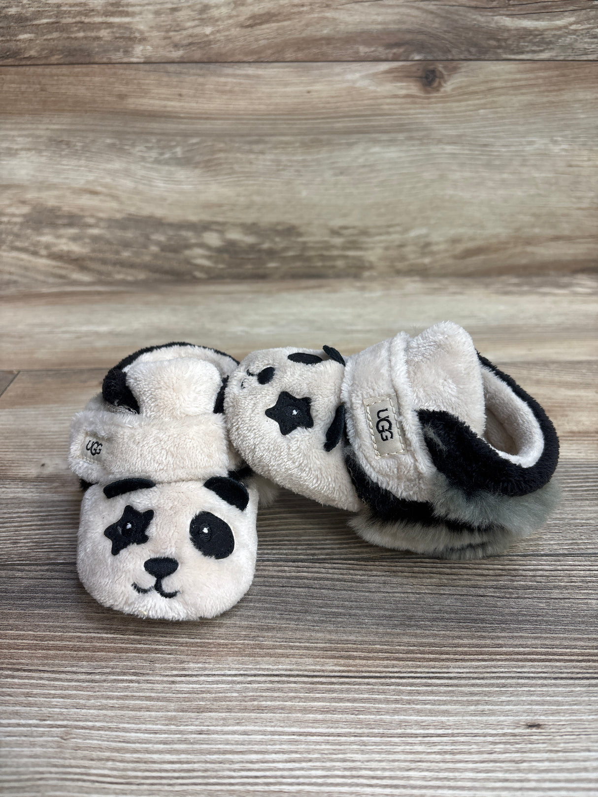 UGG Bixbee Panda Stuffie Booties Beige sz 4/5c