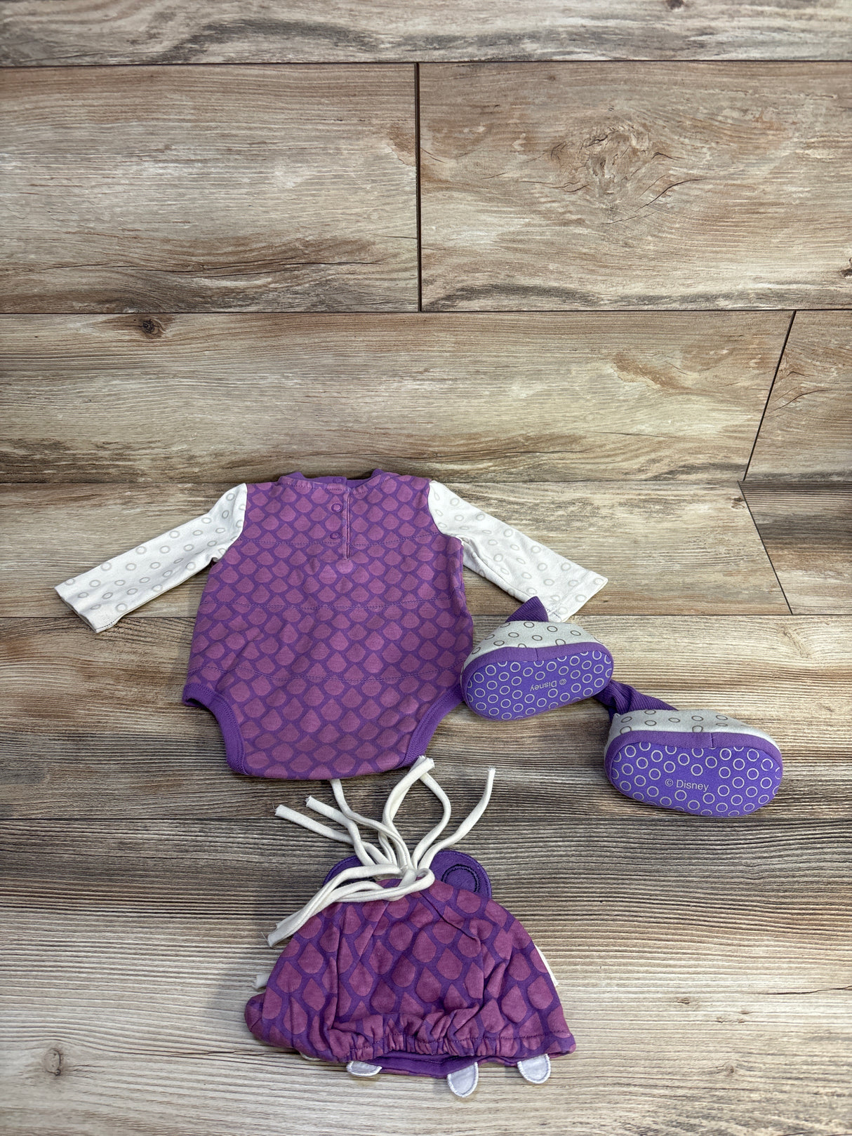 Disney Store Baby Monsters, Inc. Boo Bodysuit 3pc Costume Purple sz 3-6m