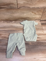 Just One You 2pc Ribbed Bodysuit & Pants Set Green sz Newborn