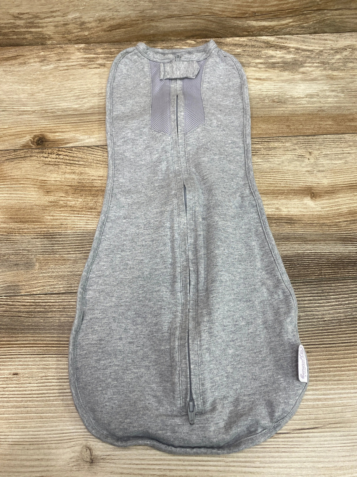 Comfort & Harmony Peanut Swaddle Grey sz 0-3m