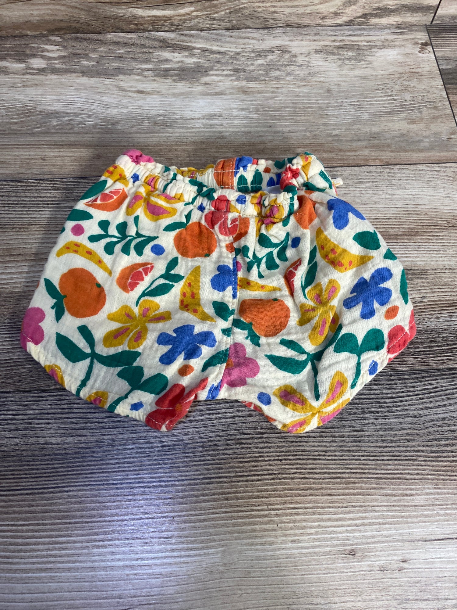 Old Navy Fruit Print Gauze Shorts Pale Yellow sz 18-24m