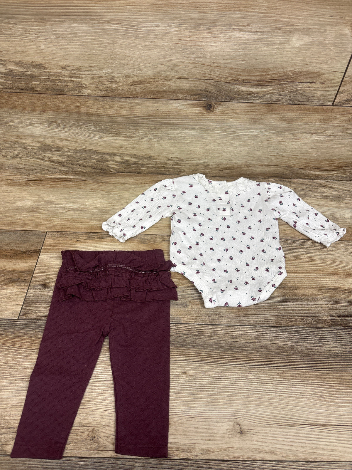 Nicole Miller 2pc Lace Collar Bodysuit & Pants Set White sz 0/3m
