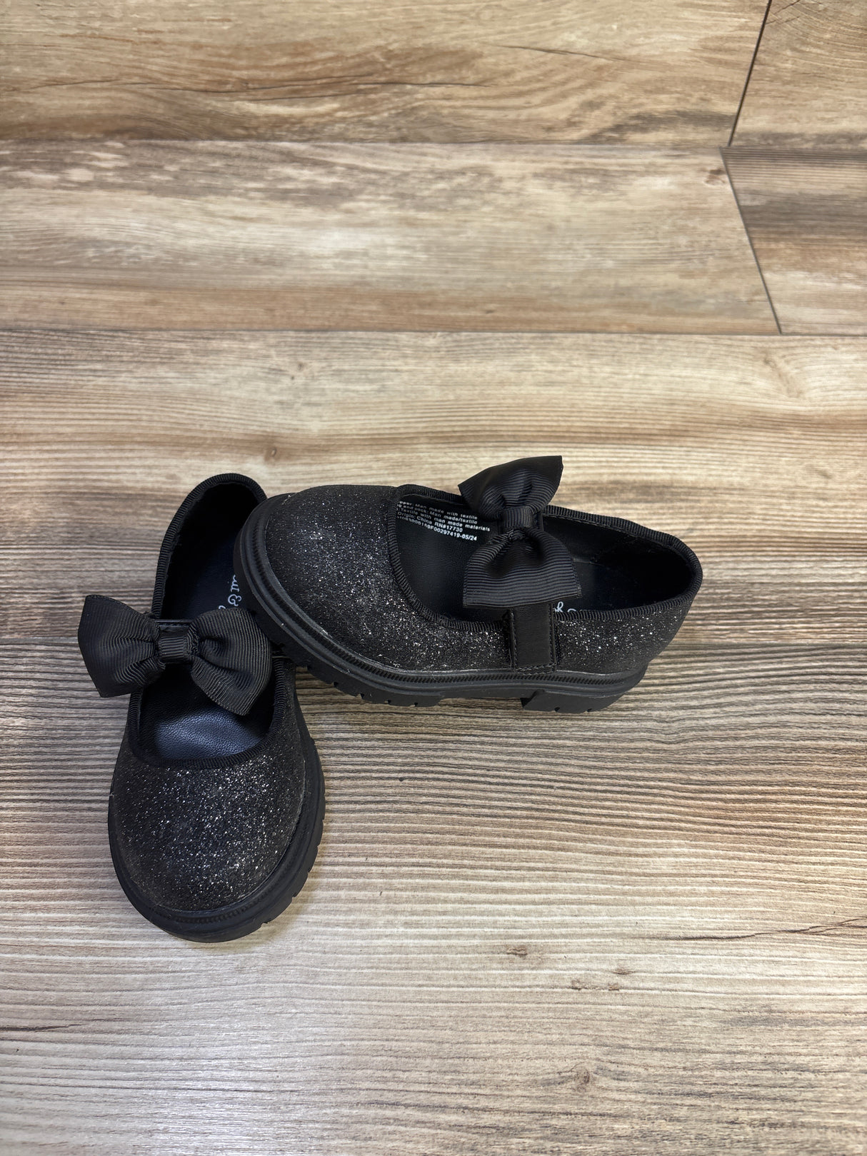 Cat & Jack Kori Lug Sole Mary Jane Flats, Black Glitter sz 6c