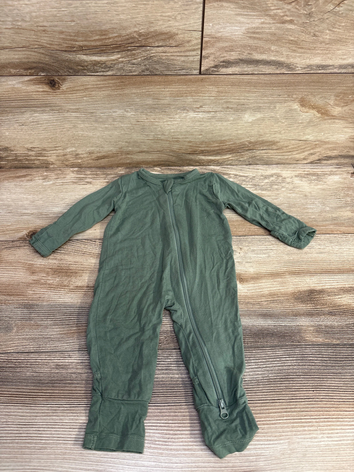 Guisby Long Sleeve Sleeper Green sz 3-6m