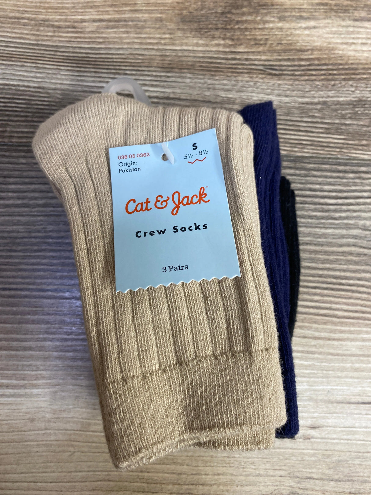 NEW Cat & Jack Crew Socks 3pk sz 5-8