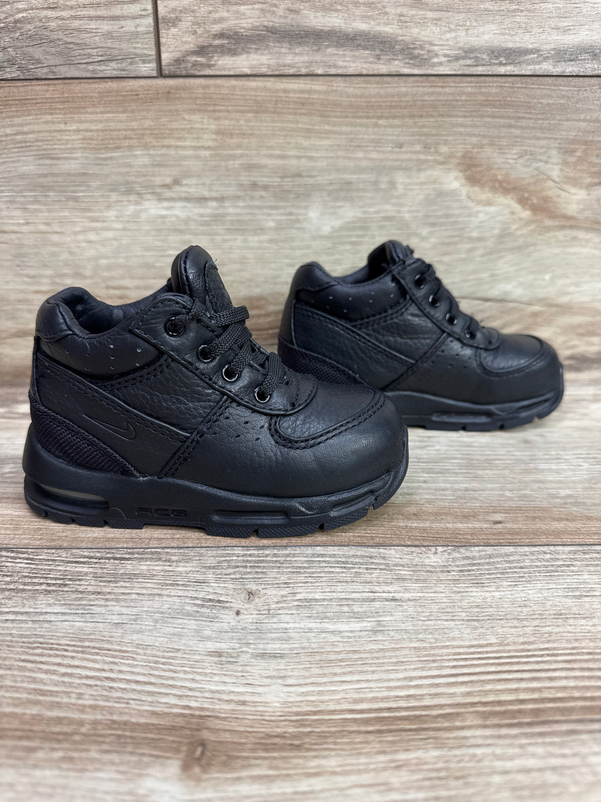Nike Air Max Goadome Boots Black sz 7.5c