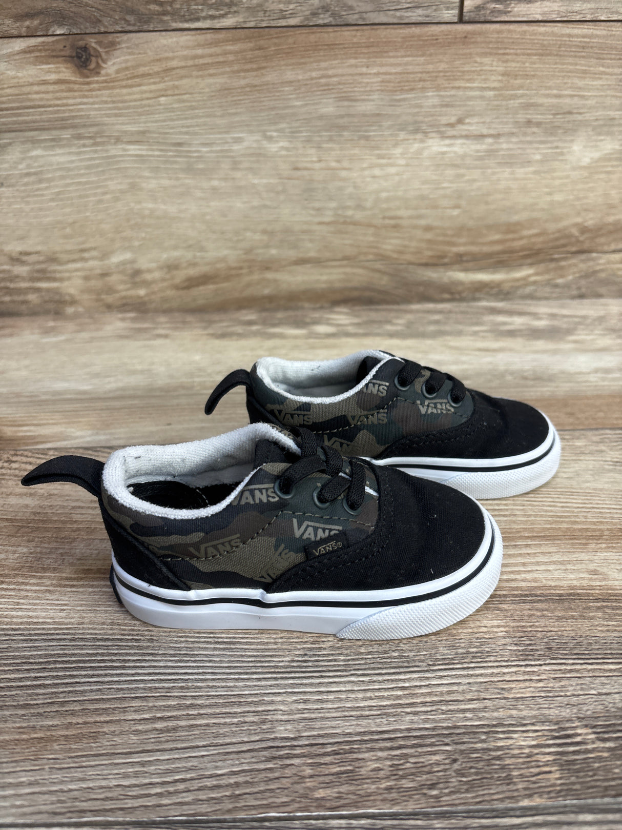 Vans Toddler Old Skool Camo Shoes sz 5c