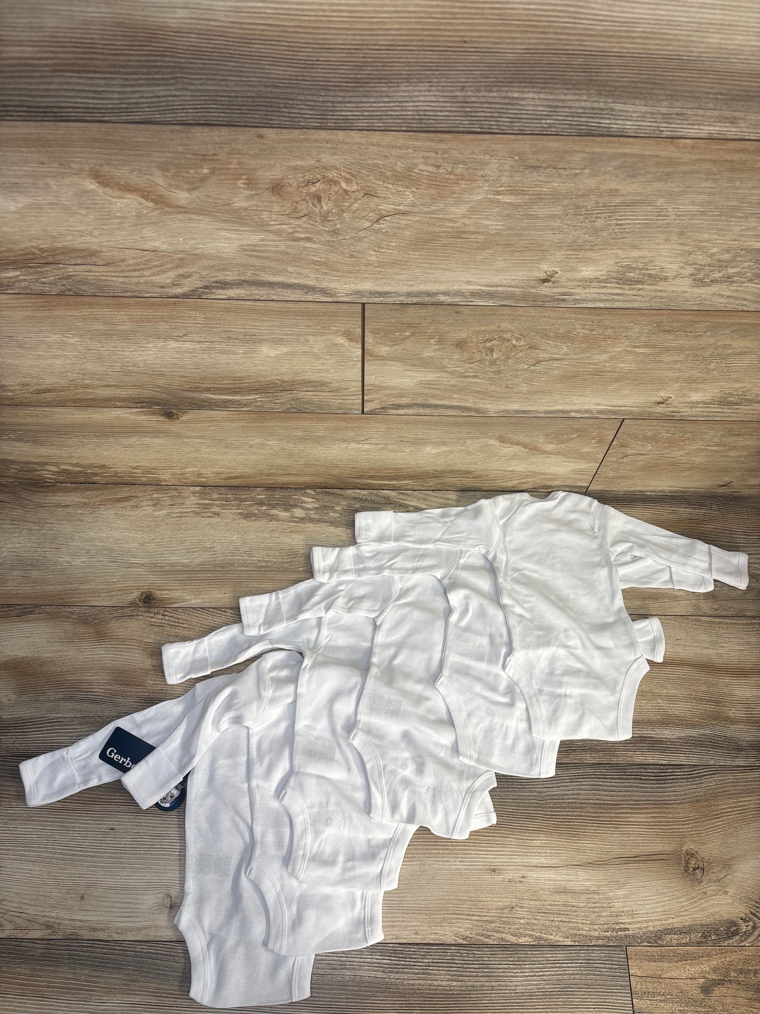 NEW Gerber 6pk Long Sleeve Bodysuits White sz 0-3m