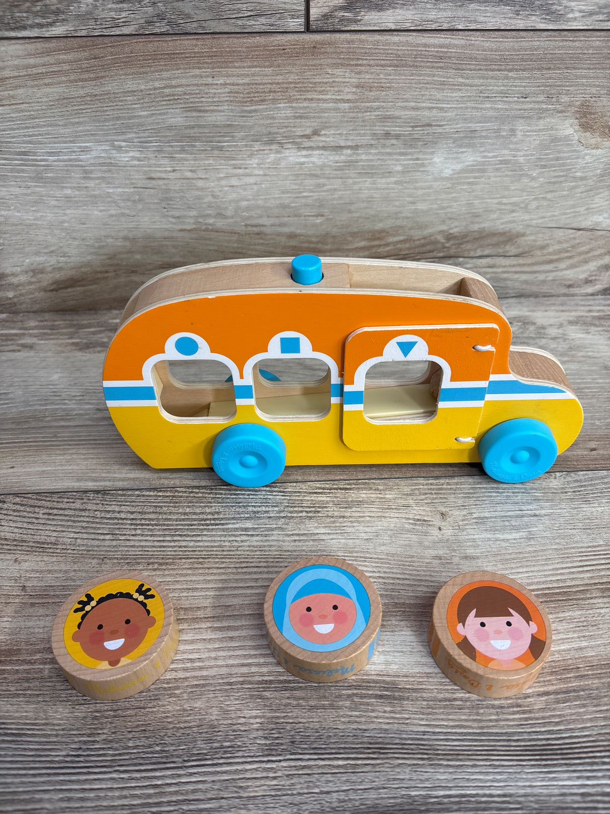 NEW Melissa & Doug GO Tots Roll & Ride Bus