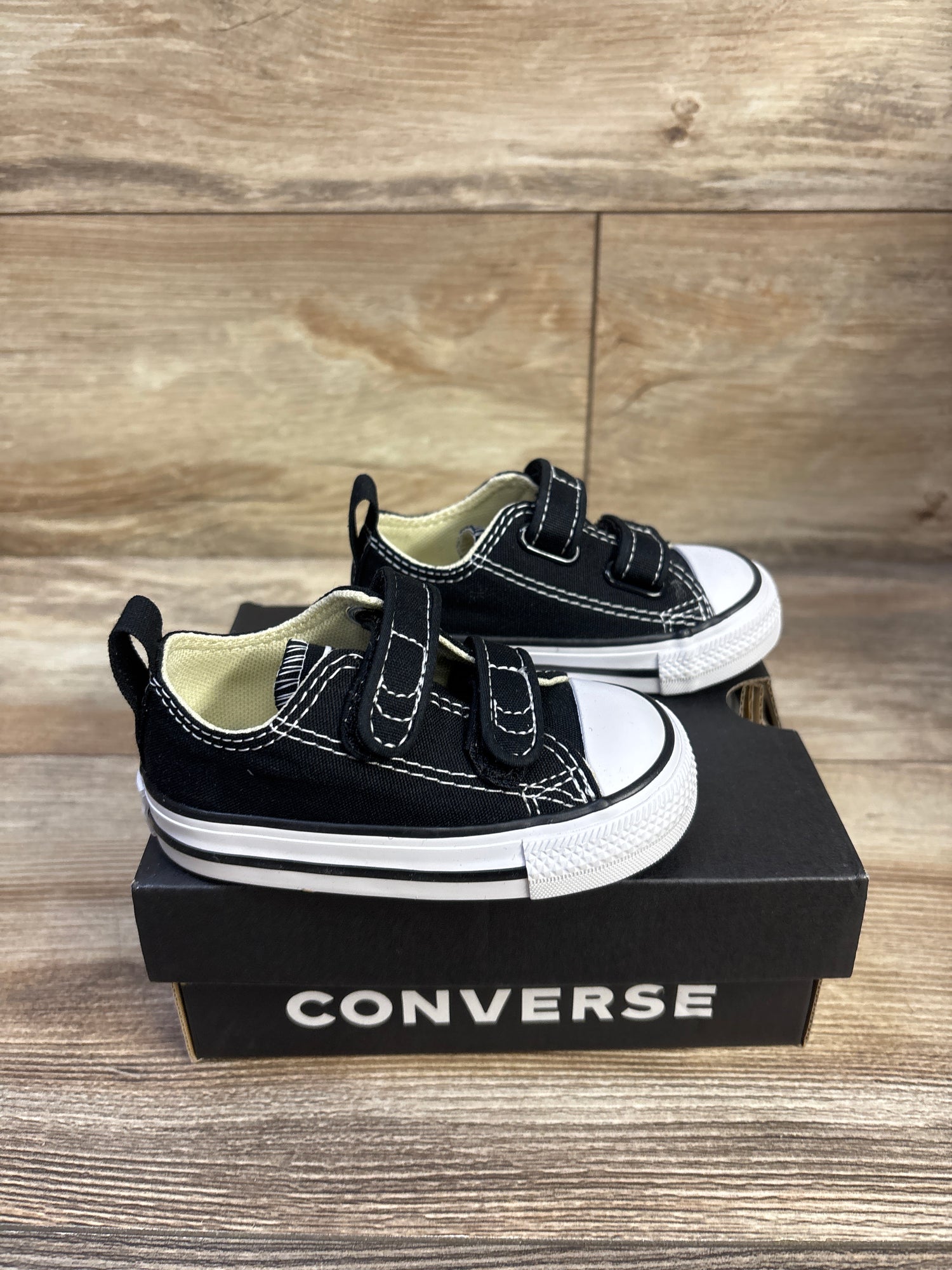 NEW Converse Chuck Taylor All Star Street Mid Sneakers Black sz 4c