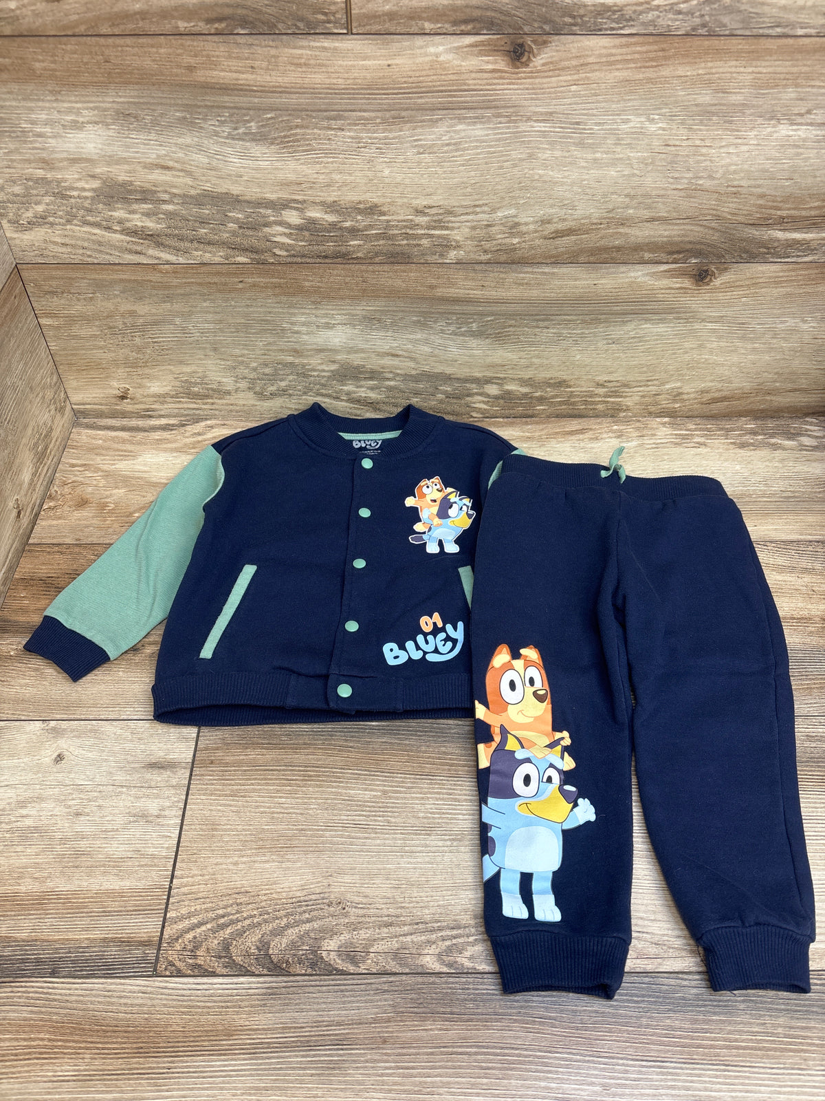Bluey 2pc Varsity Jacket & Joggers Set Navy sz 3T