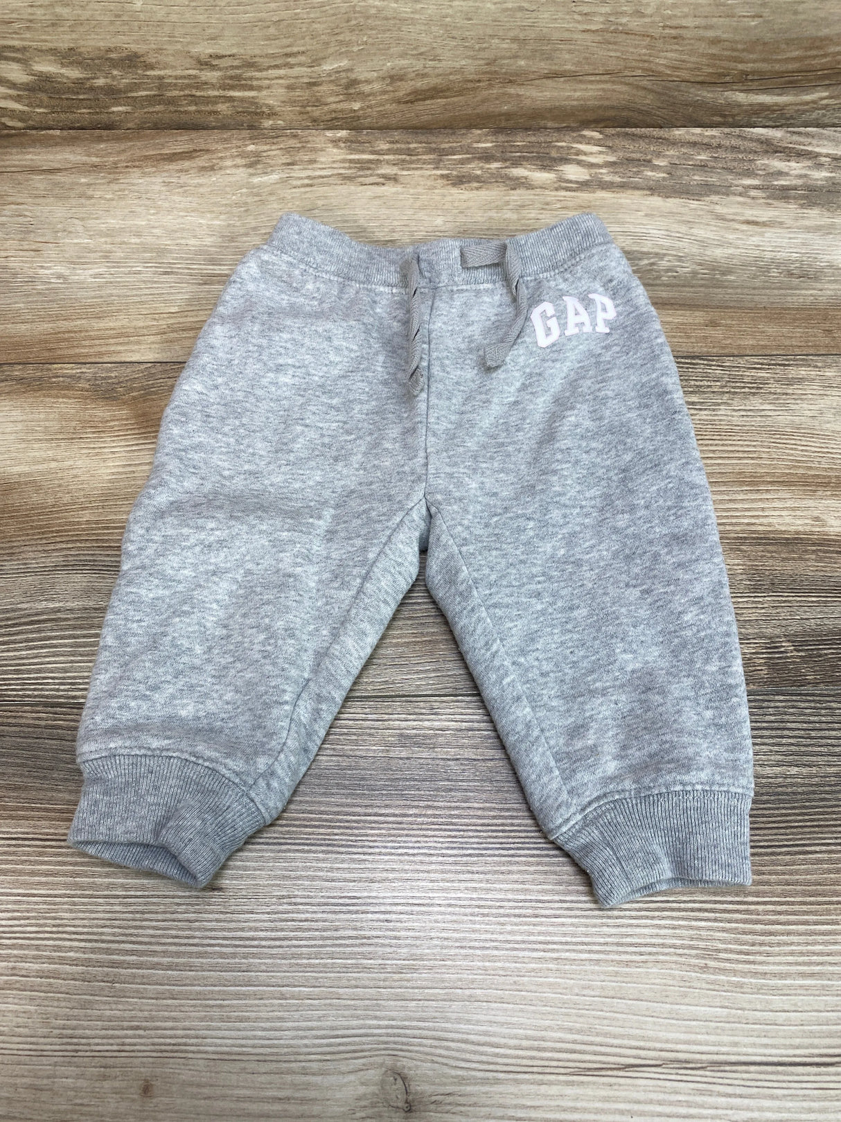 Baby Gap Joggers Grey sz 6-12m