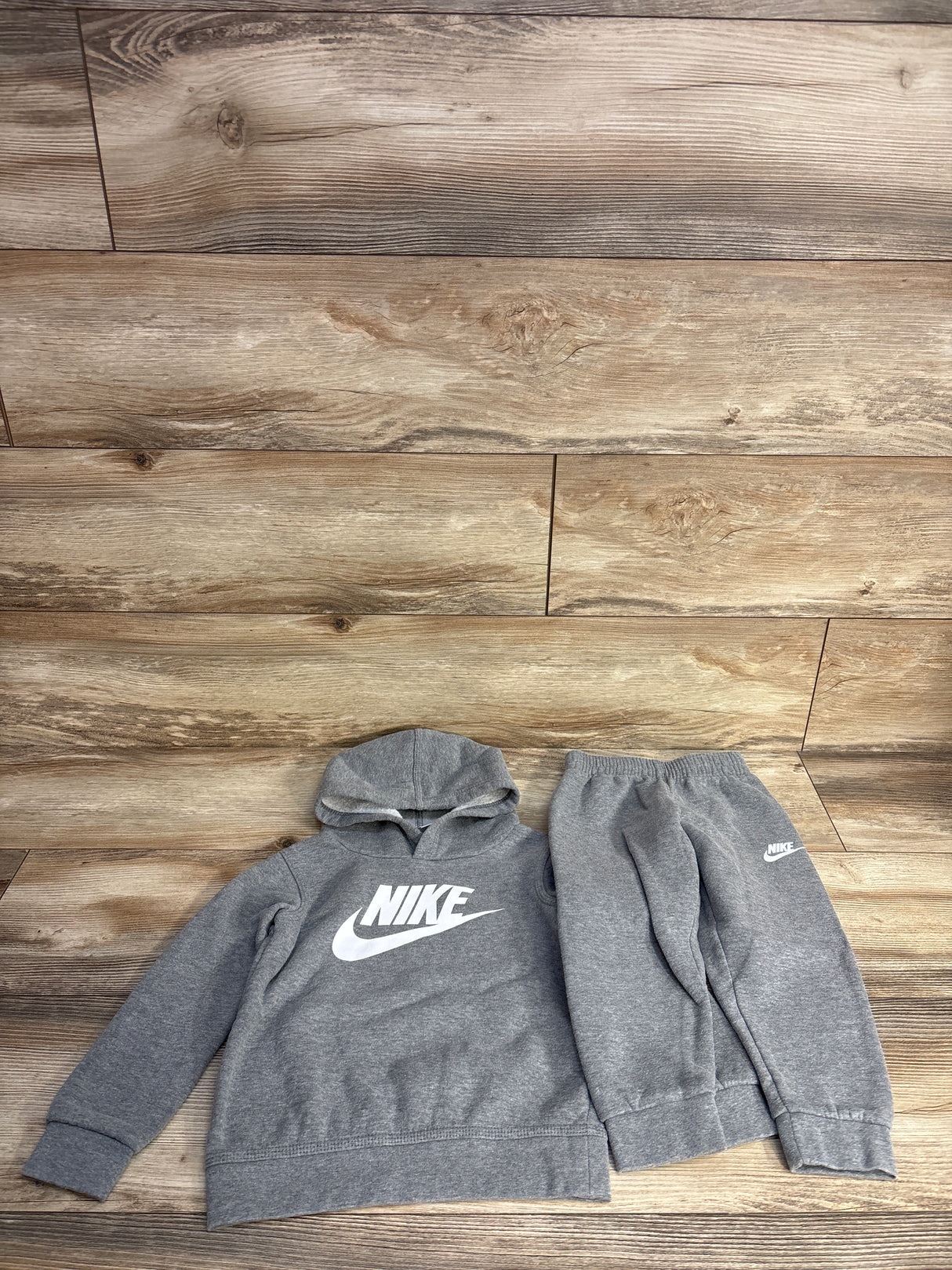 Nike 2pc Pull Over Hoodie & Joggers Set Grey sz 3T