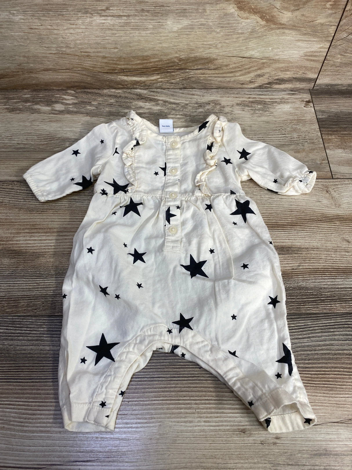 Old Navy Ruffled Star Print Coverall Cream sz 0-3m