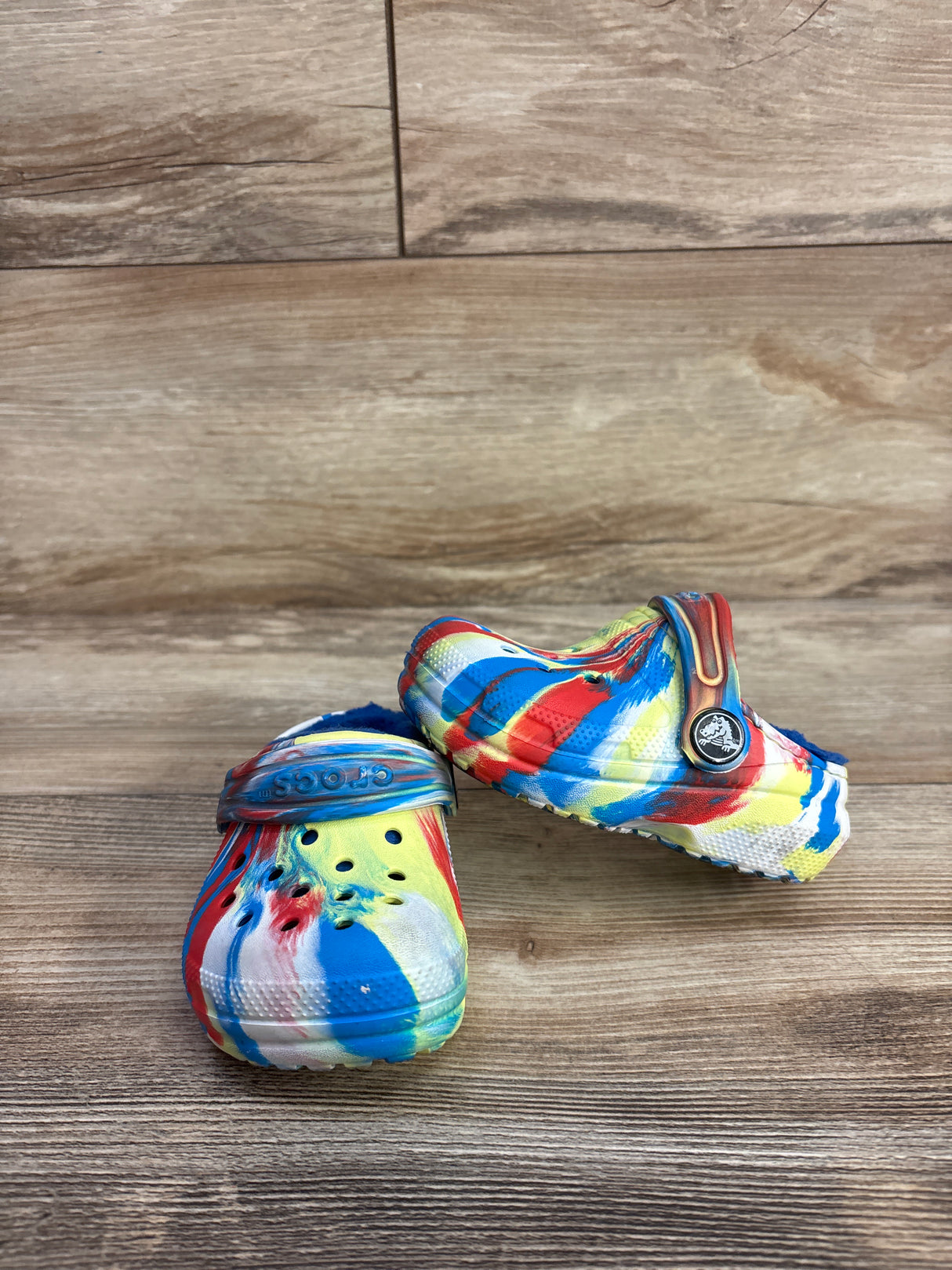 Crocs Classic Lined Clogs Rainbow sz 5c