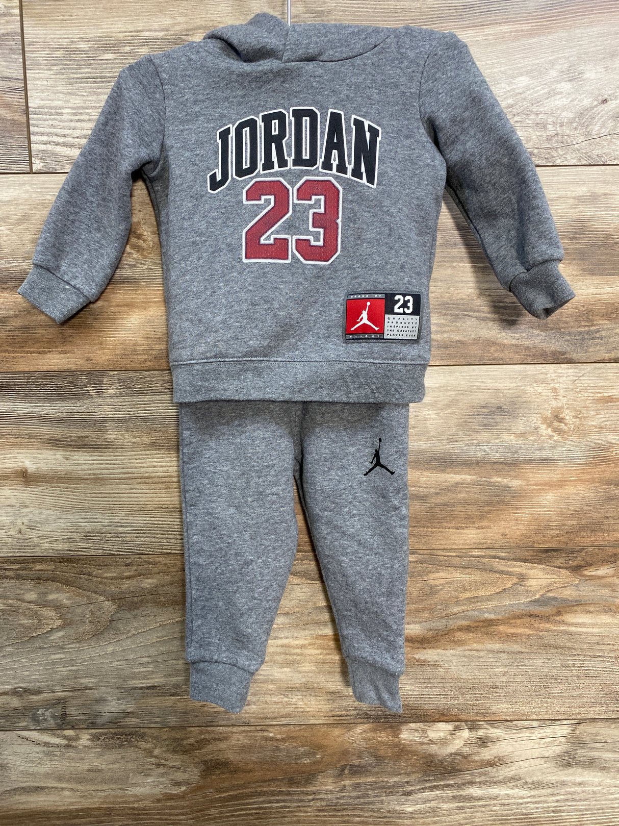 Air Jordan 2pc Sweatshirt & Joggers Set Grey sz 12m