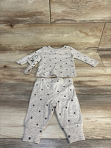 Gray polka dot baby outfit with long sleeve top and pants, perfect for newborns and infants.
