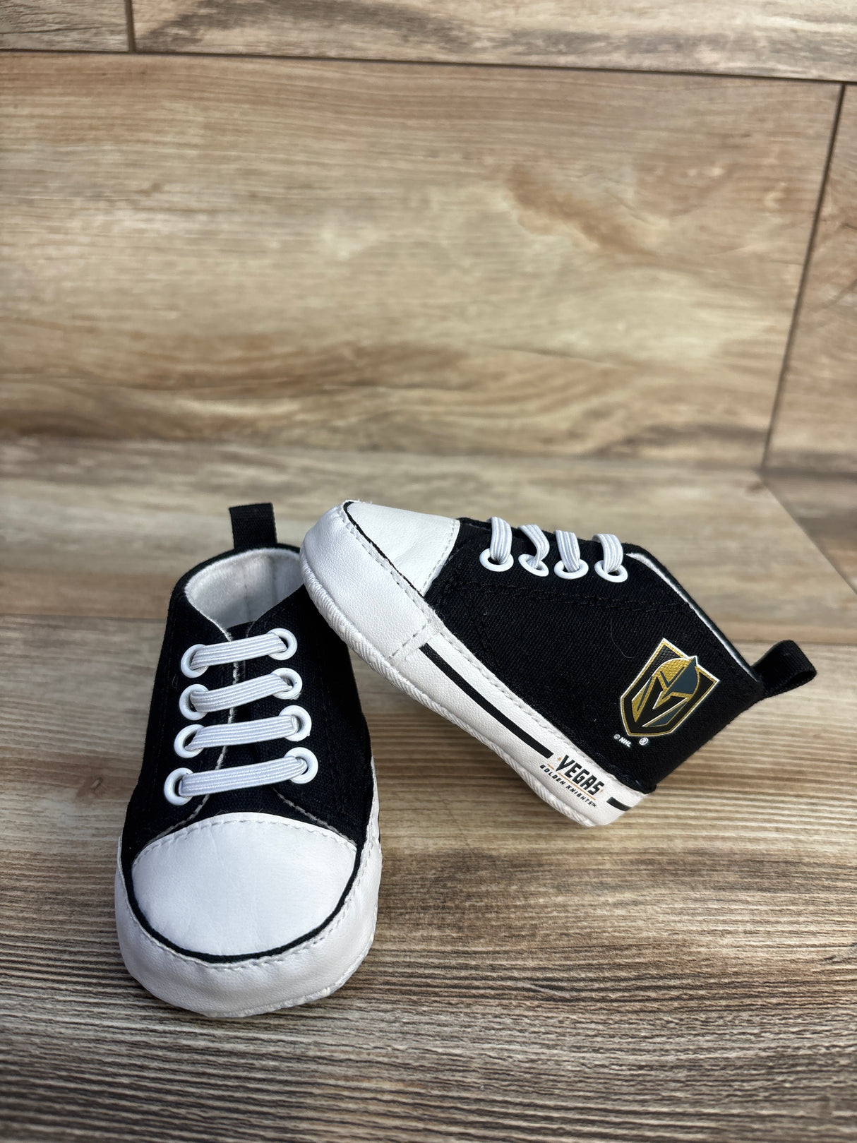 Vegas Golden Knights Pre-Walker Shoes sz 0-6m