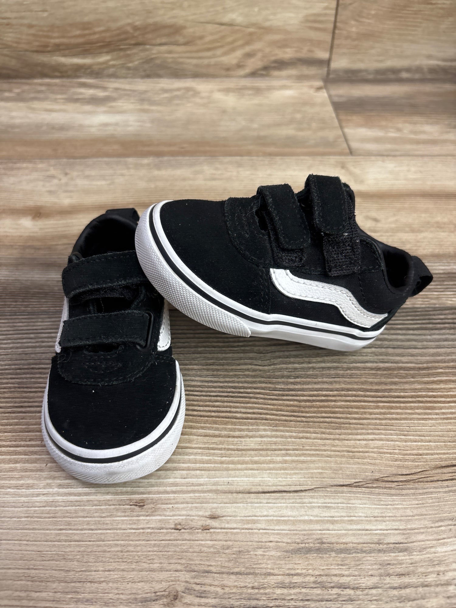 Vans Old Skool V Sneakers Black sz 5C
