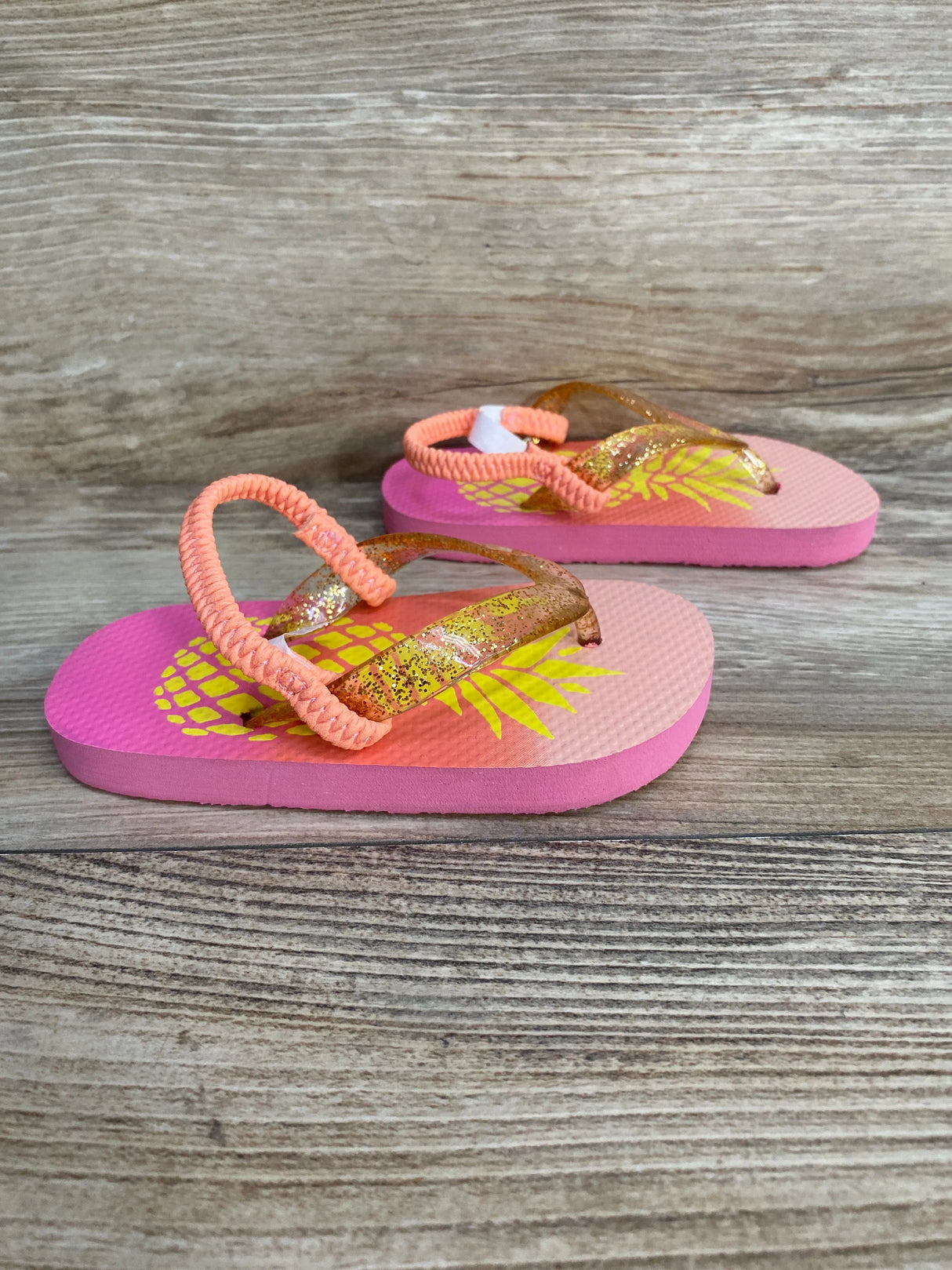 Children's Place Foil Pineapple Flip Flops sz 6/7c