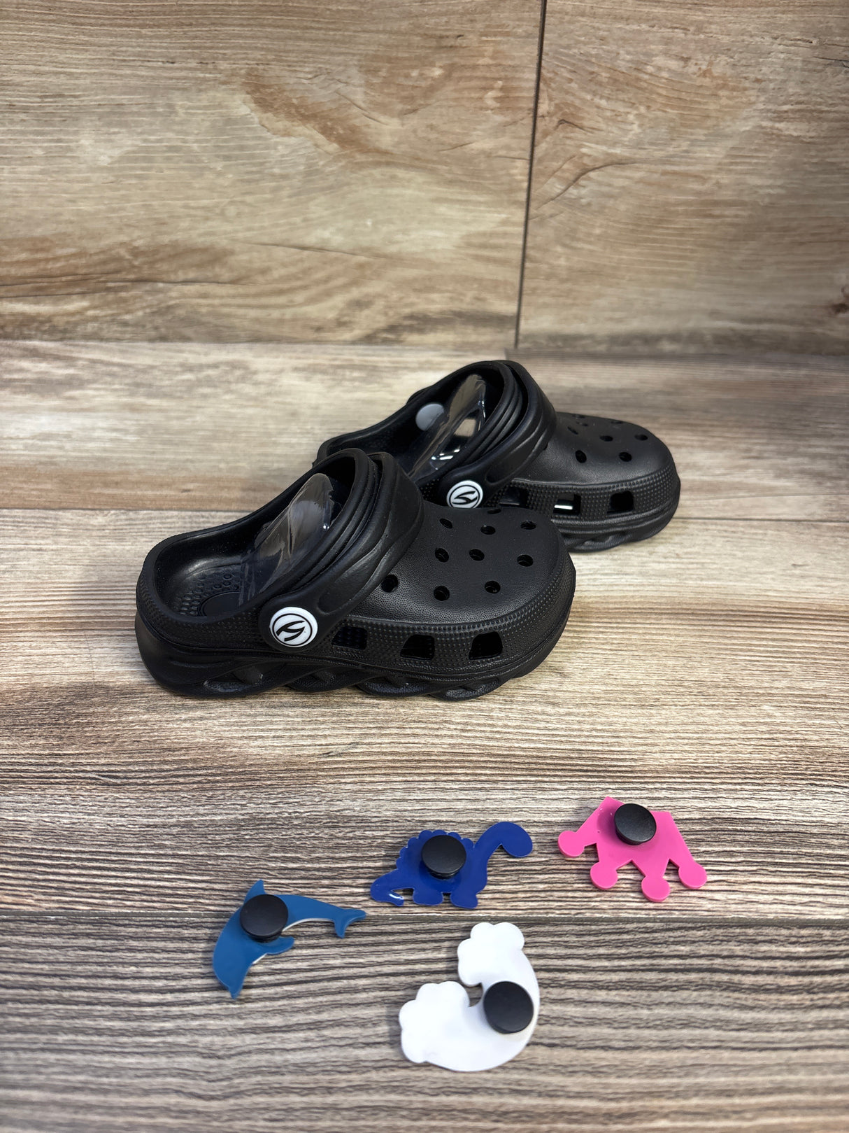 NEW Hobibear Clogs With Charms Black sz 5c