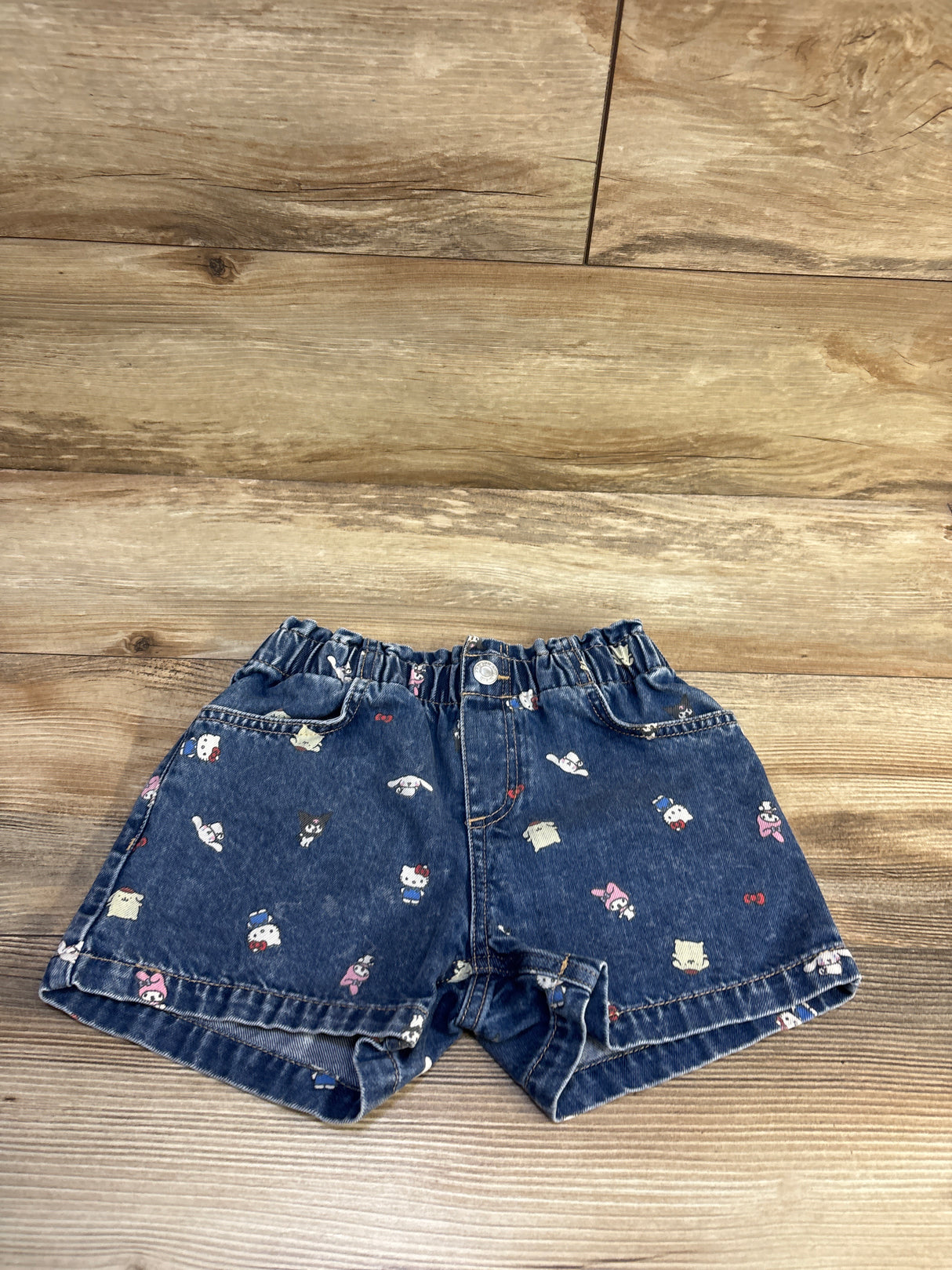 H&M x Sanrio Printed Denim Shorts Blue sz 5T