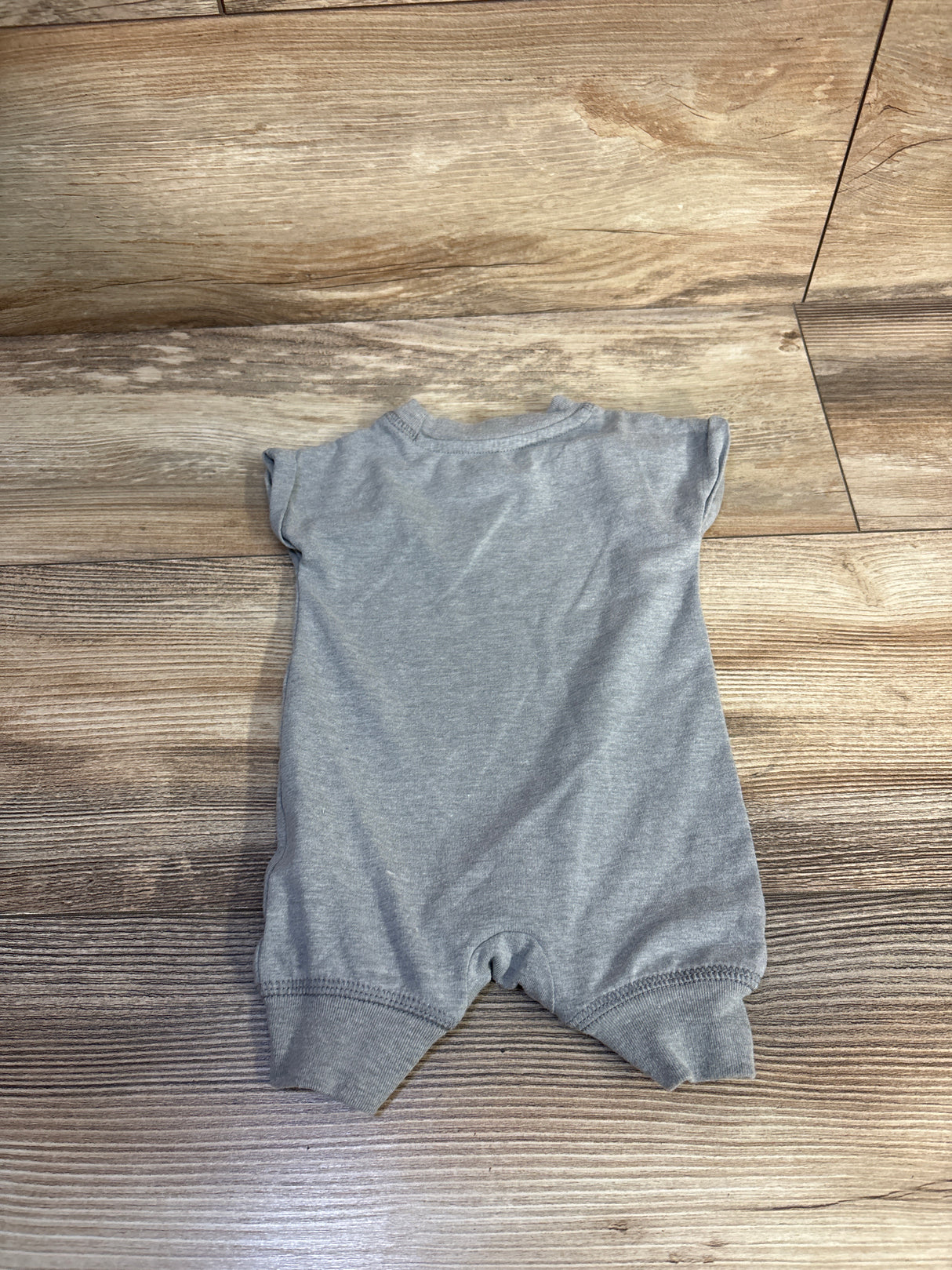Cat & Jack Mom Always Makes My Day Romper Grey sz Newborn