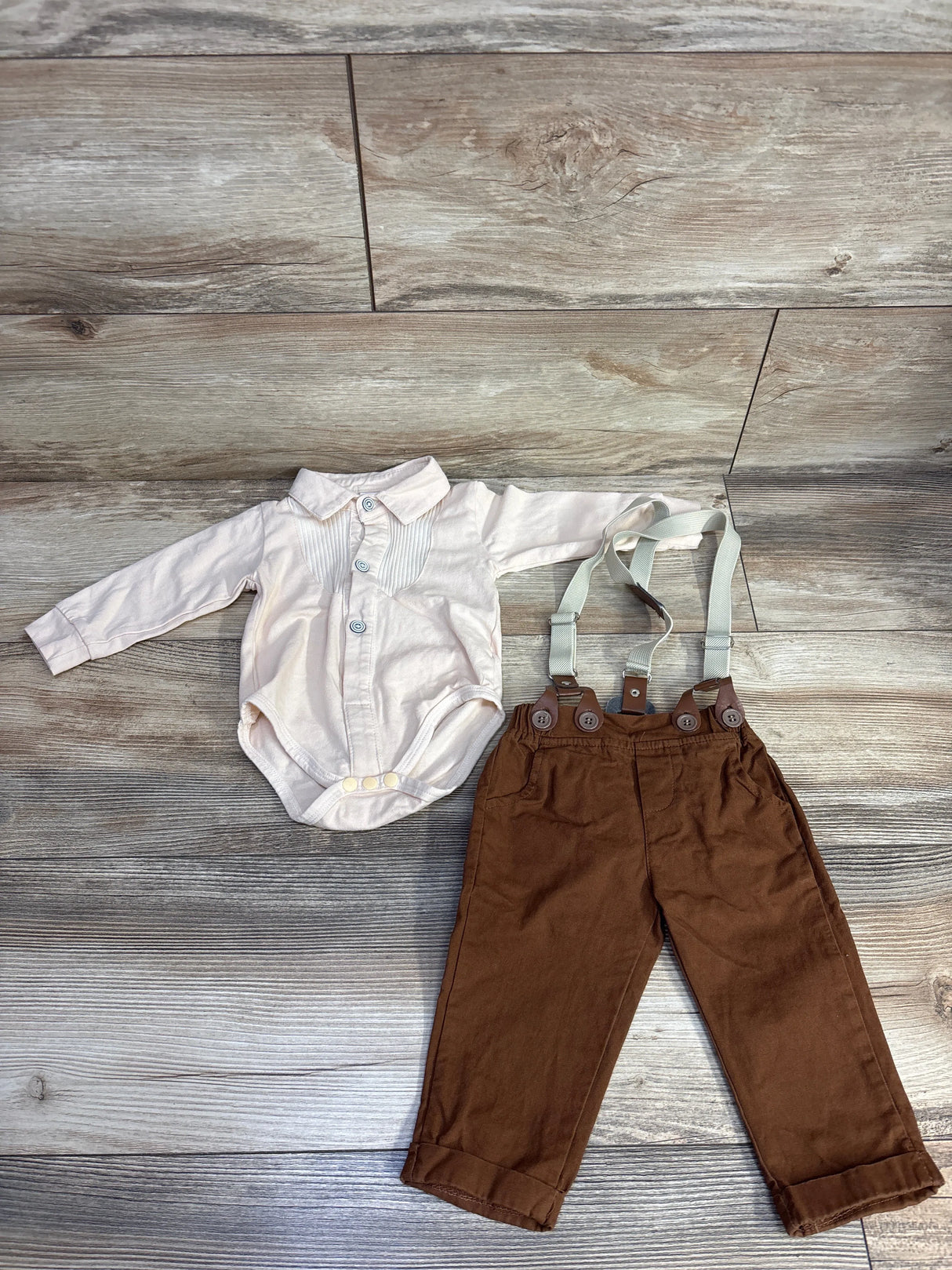 3pc Button Up Bodysuit & Suspenders Set Tan sz 3-6m
