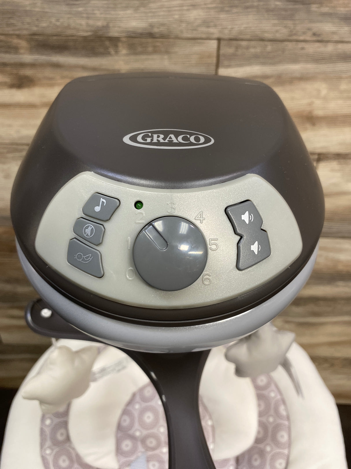 NEW Graco Simple Sway Baby Swing in Abbington