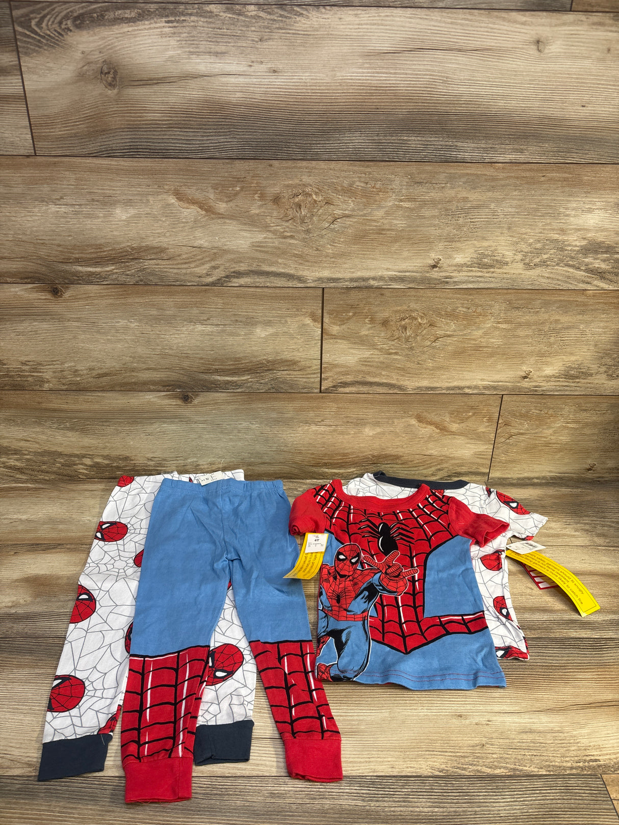 NEW Marvel Spider-Man 4pc Pajama Set Red/White sz 4T