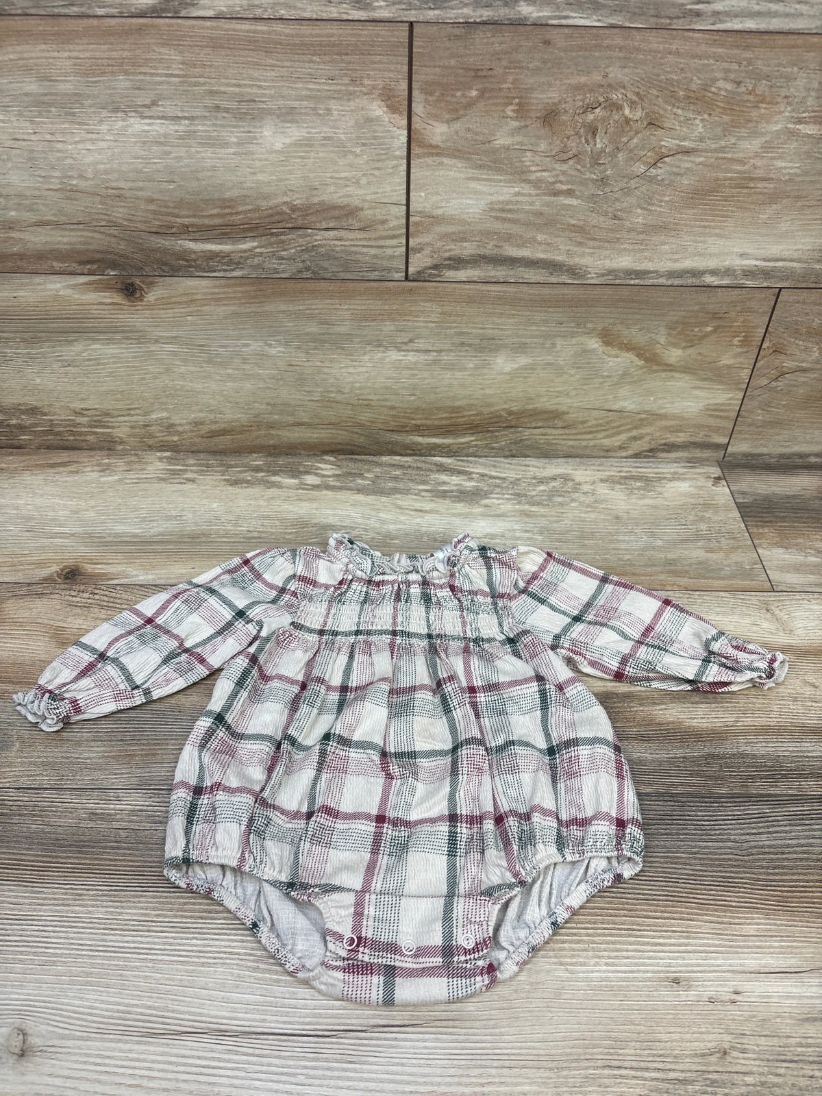 Modern Moments Smocked Long Sleeve Holiday Bubble Romper Beige sz 6-9m