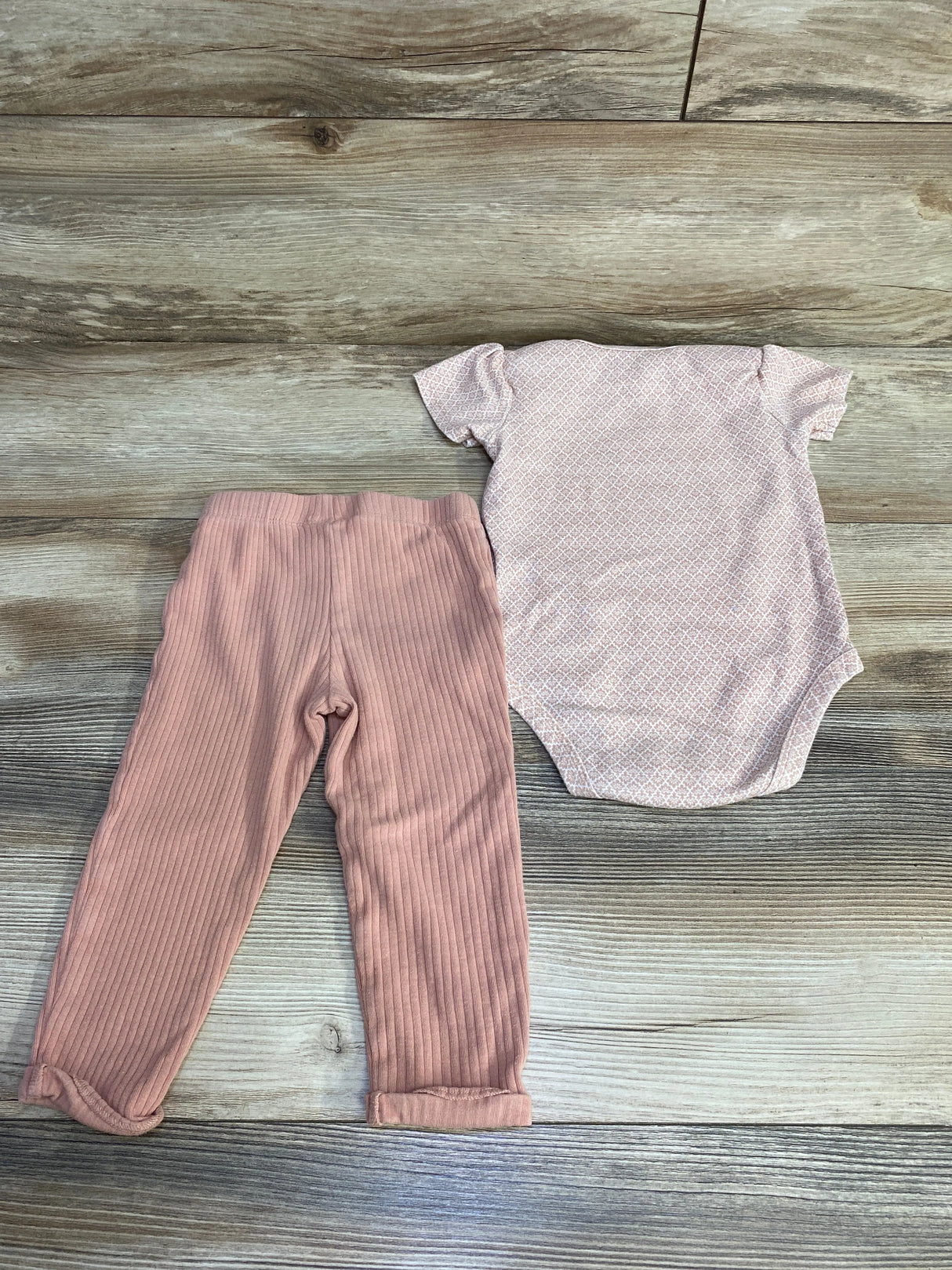 Little Planet 2pc Organic Bodysuit & Pants Pink sz 18m