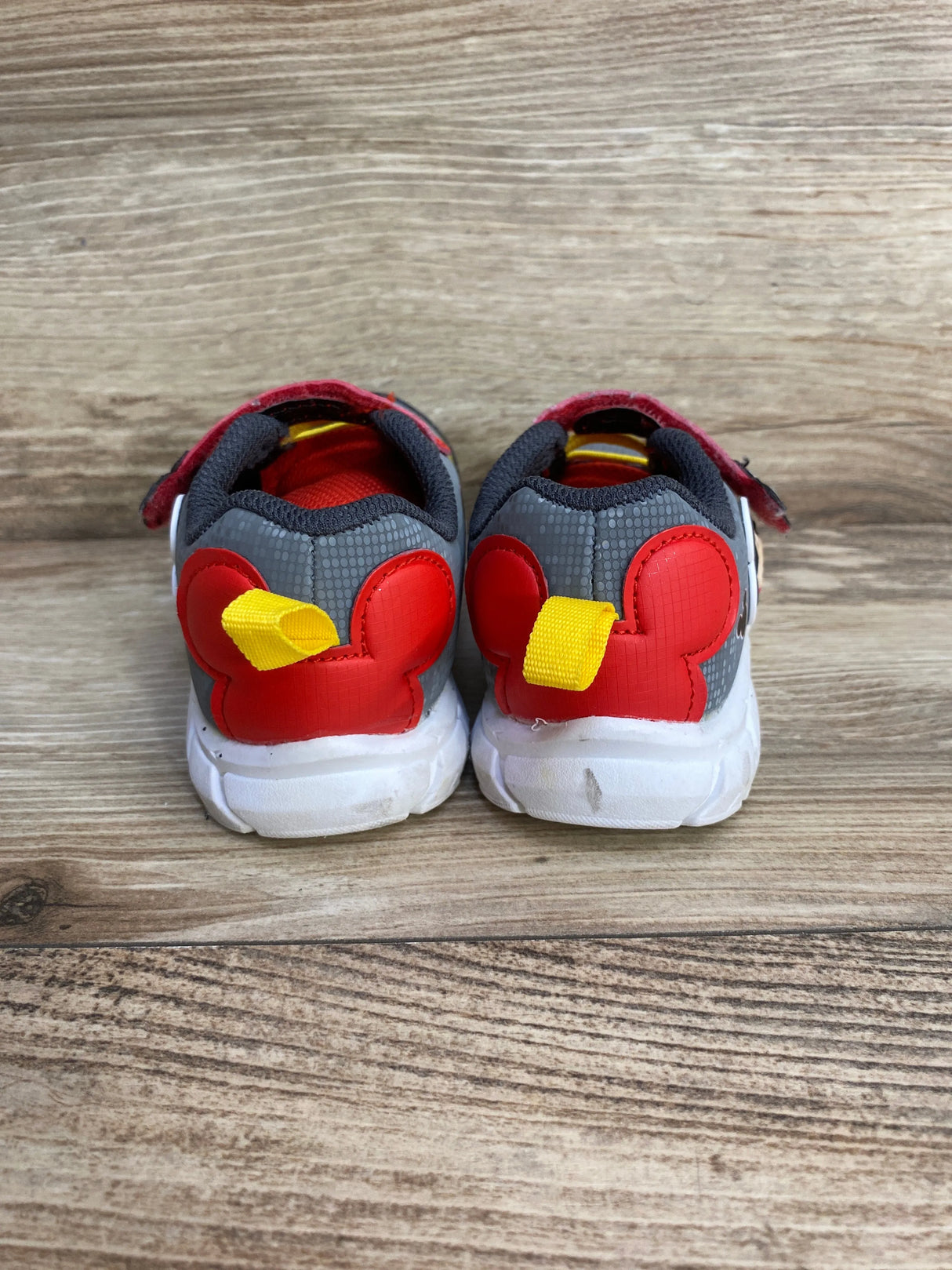 Disney Baby Mickey Mouse Athletic Sneakers Grey sz 6c